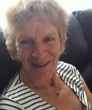 Headshot image of ARMSTRONG, Doris Lillian