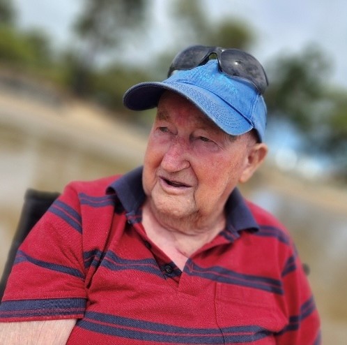 Headshot image of HAY, Eric John