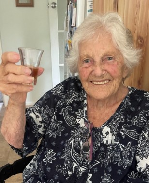 Olive Mccoombe - Web